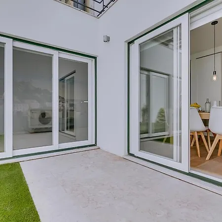 Flh Salitre Modern Garden Apartment Apartment Lisbon
