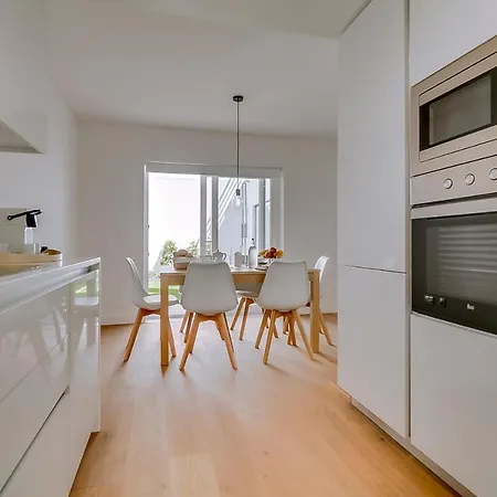 Flh Salitre Modern Garden Apartment Lisbon