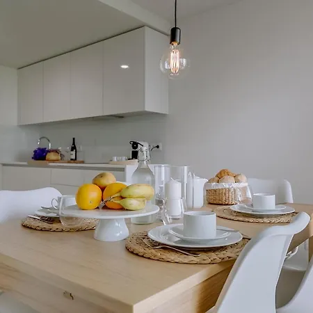 Flh Salitre Modern Garden Apartment Lisbon